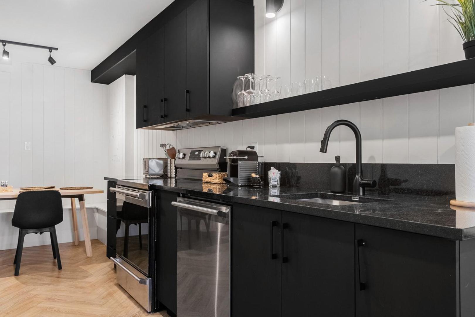 Les Appartements Du 300 Québec Zewnętrze zdjęcie